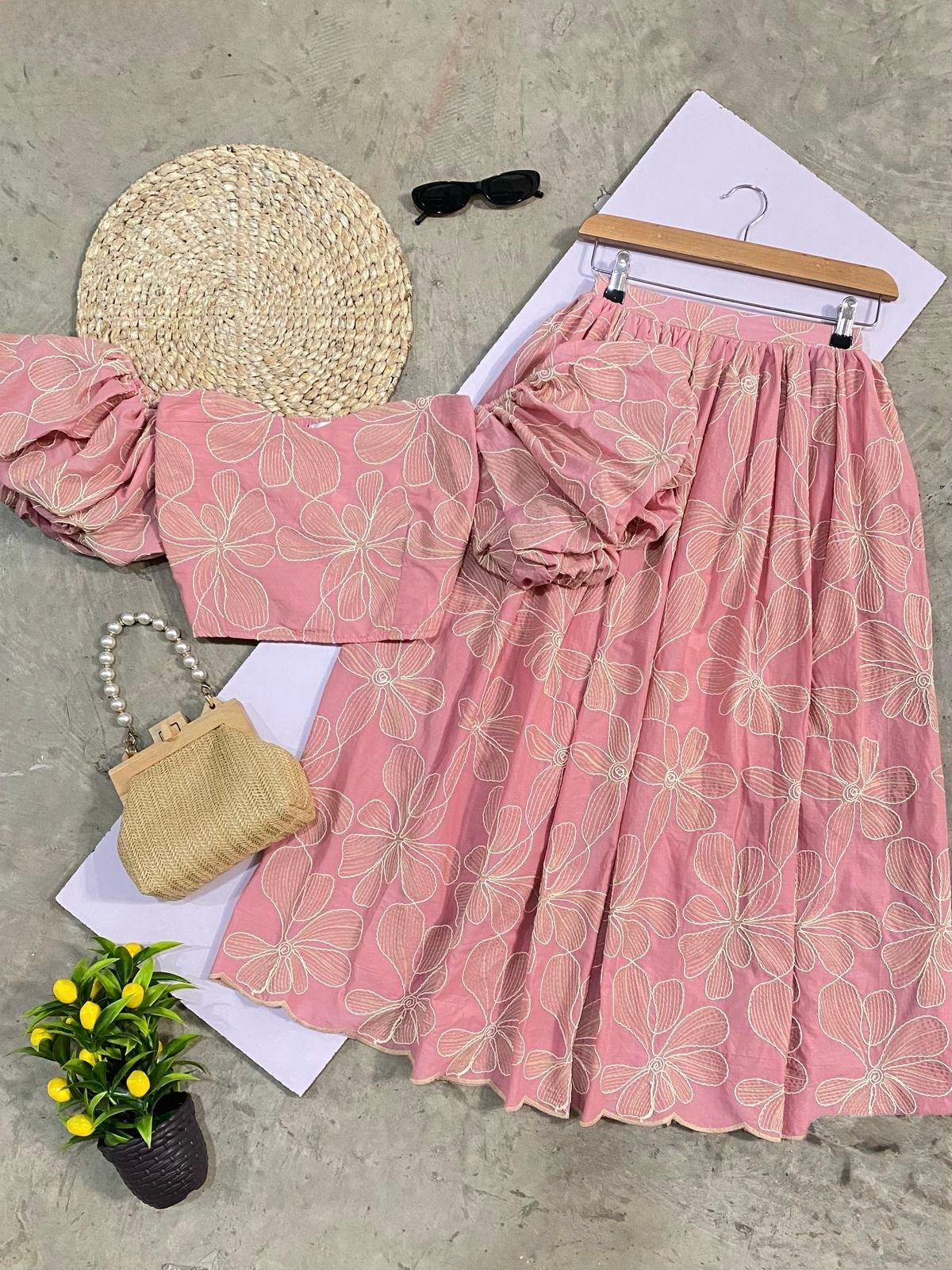 Set Falda larga con corsé