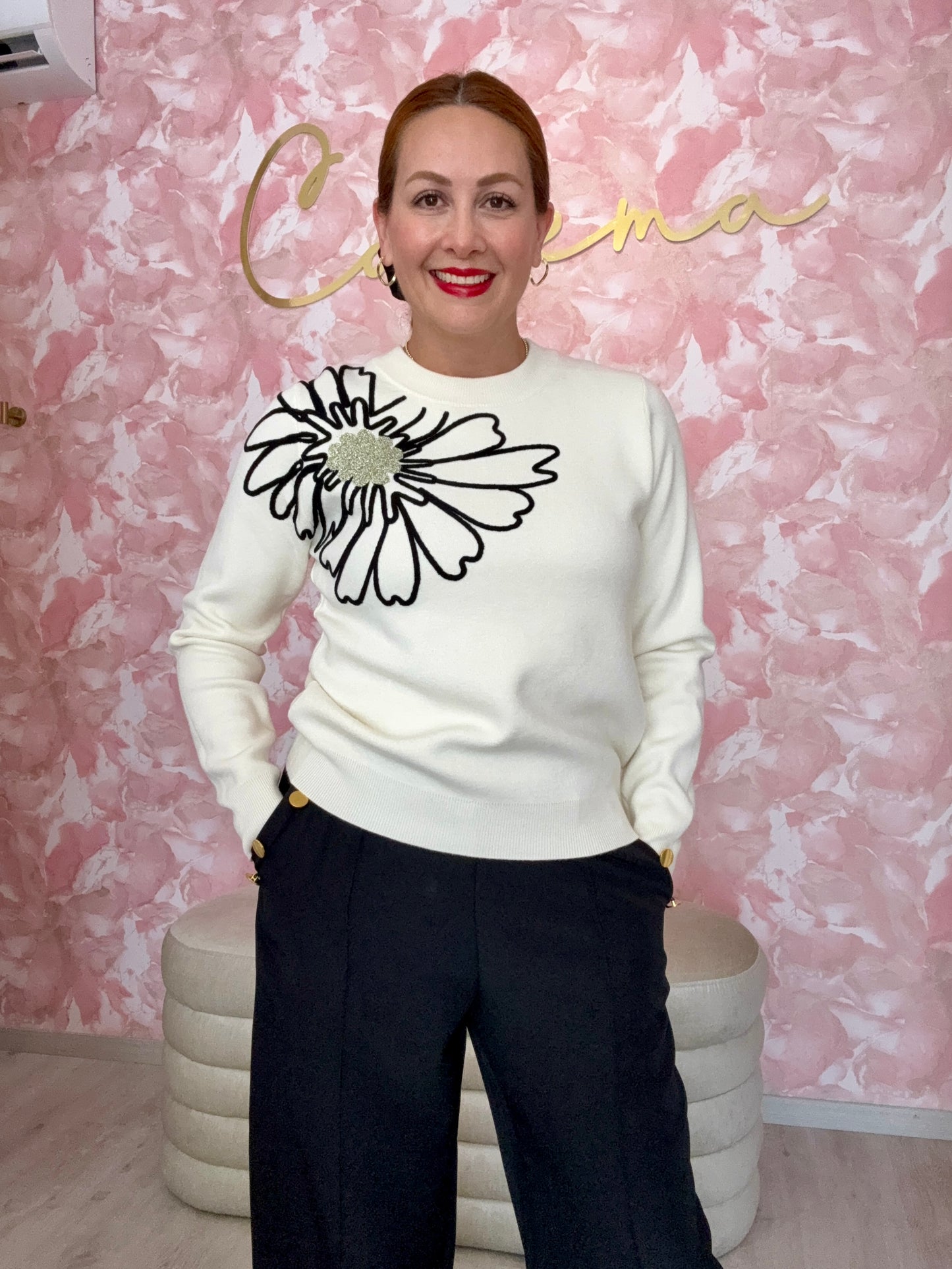 Suéter Flor en Hombro