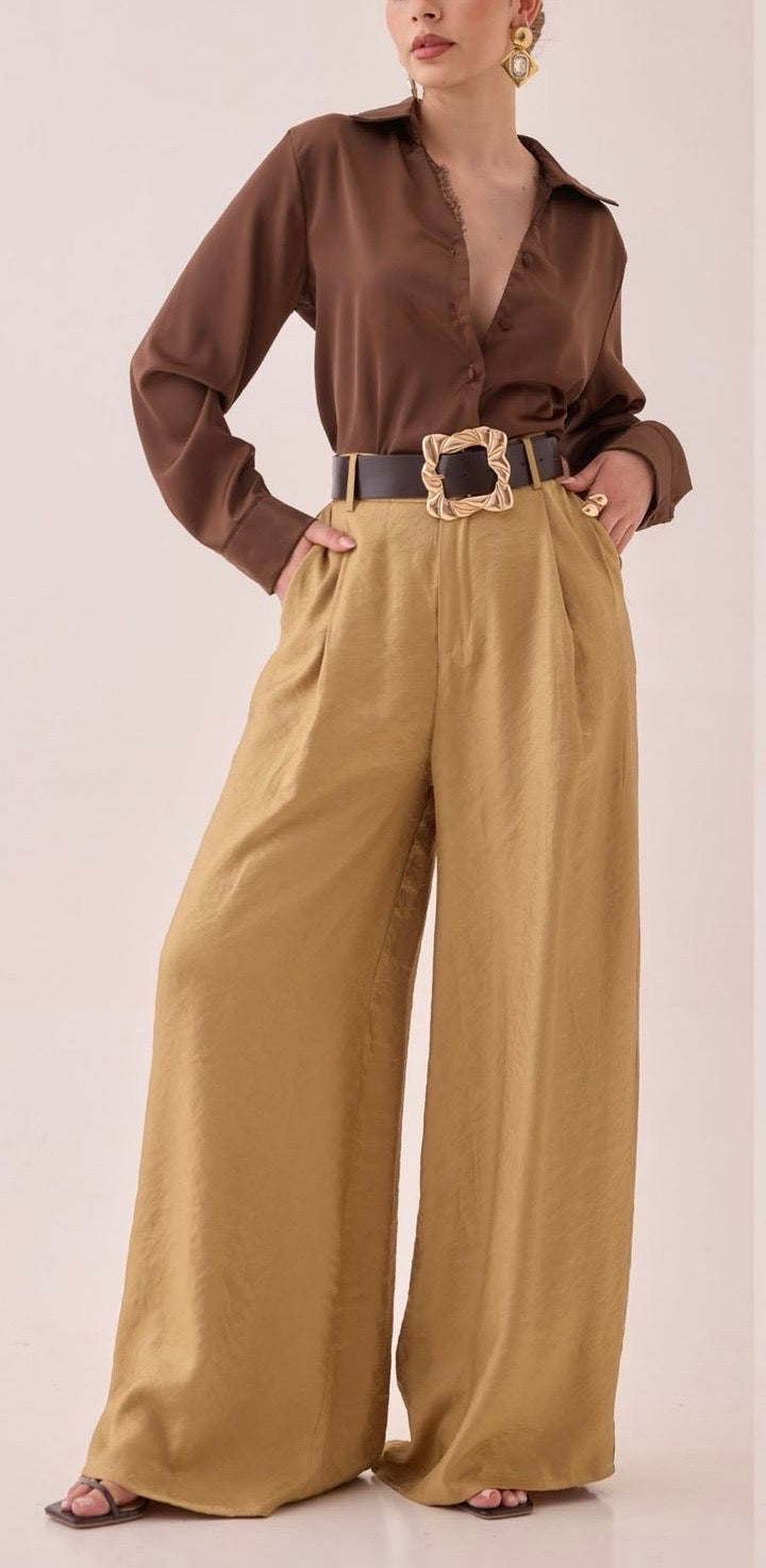 Pantalón con cinturón