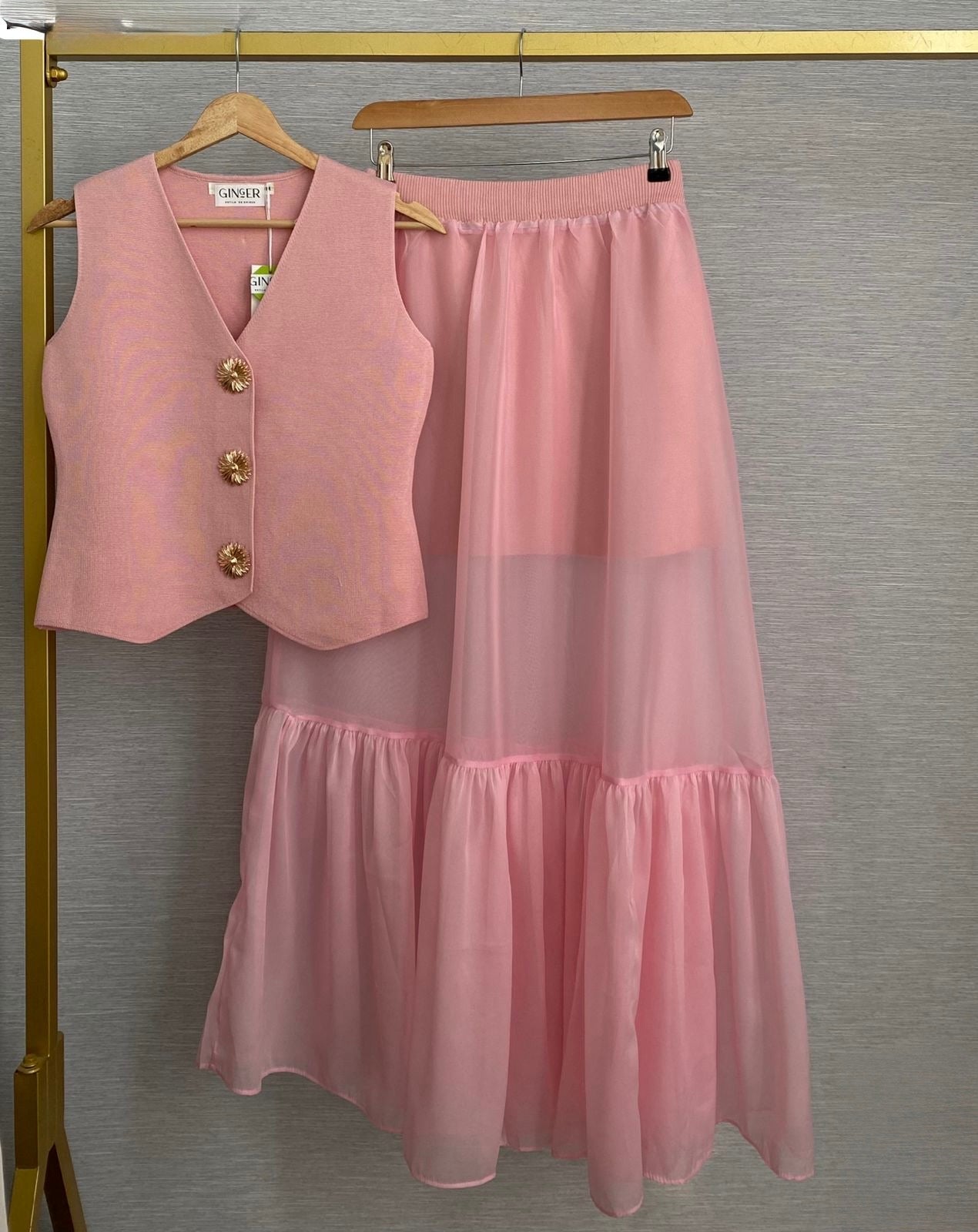Falda y blusa V