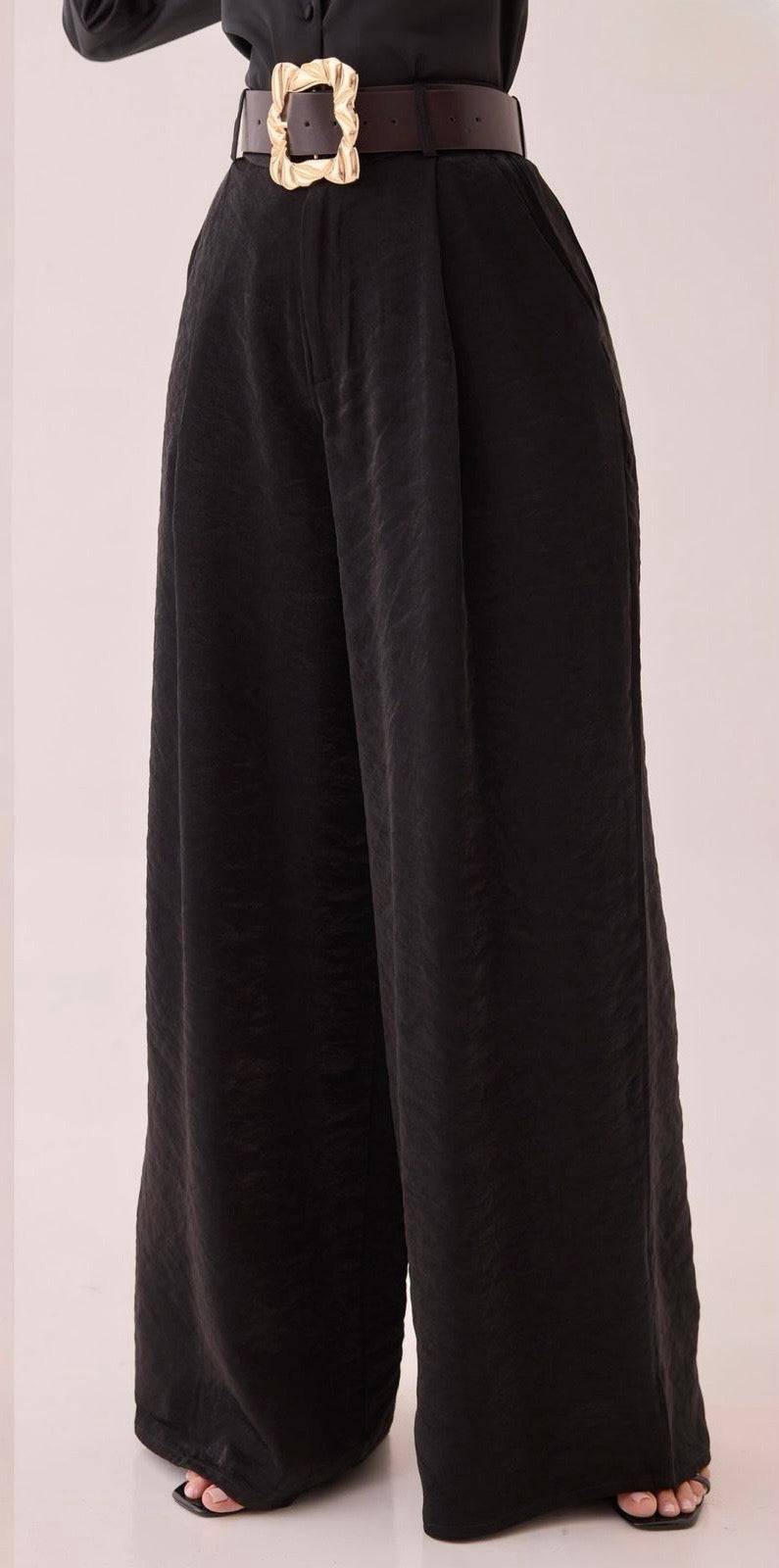 Pantalón con cinturón